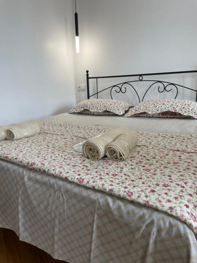 Apartment 2 Minutes From The Sea Батуми Екстериор снимка